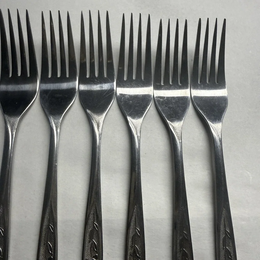 8 Vintage Customcraft CUS1 Dinner Forks Roses Stainless Steel Flatware